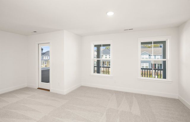 876 Rockwell, Hendersonville, TN 37075