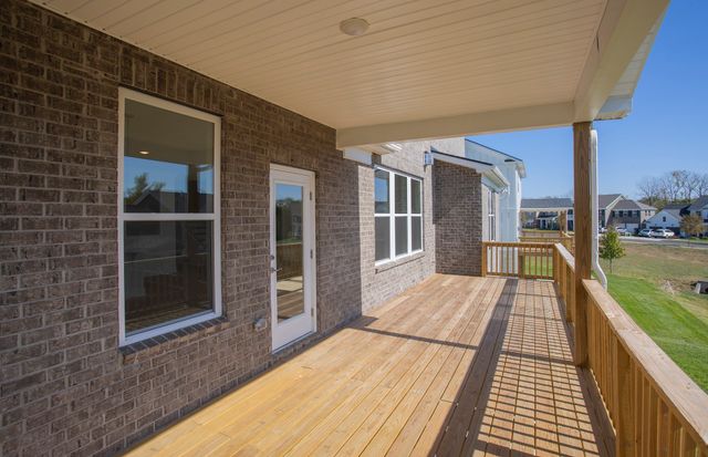 876 Rockwell, Hendersonville, TN 37075