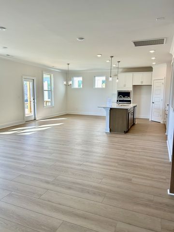 876 Rockwell, Hendersonville, TN 37075