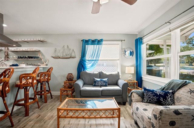 1257 FRANKLIN STREET, Clearwater, FL 33756