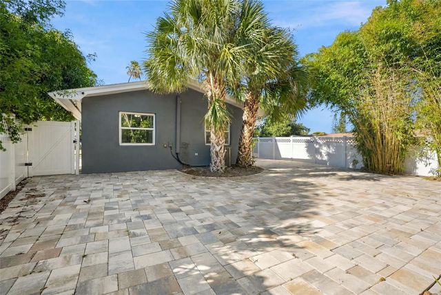 1257 FRANKLIN STREET, Clearwater, FL 33756