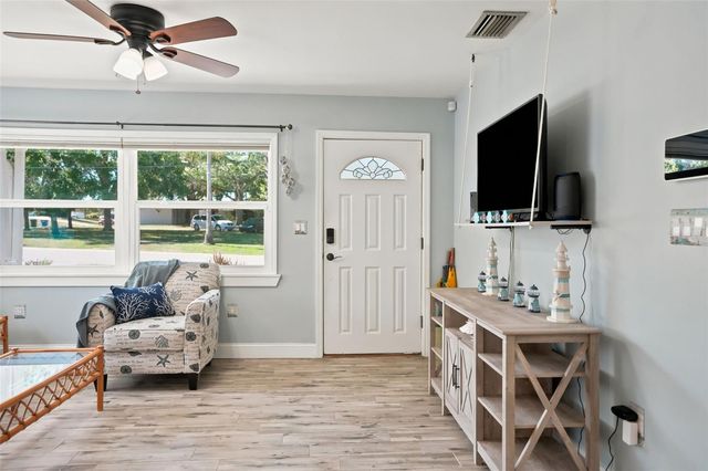 1257 FRANKLIN STREET, Clearwater, FL 33756