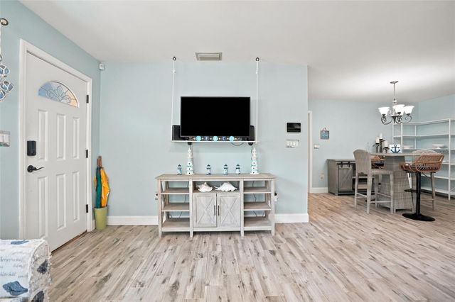 1257 FRANKLIN STREET, Clearwater, FL 33756