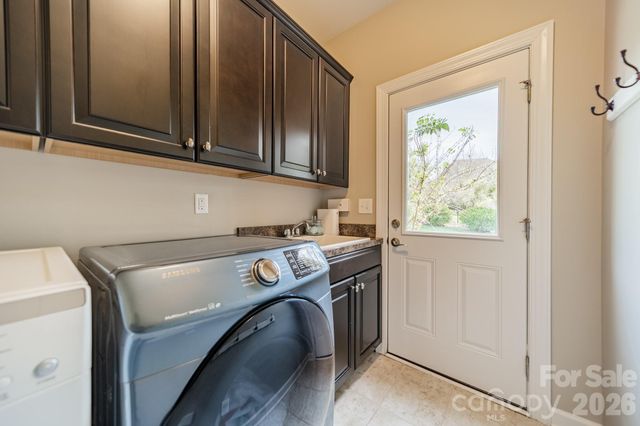 304 Tallow Tree Court, Waxhaw, NC 28173