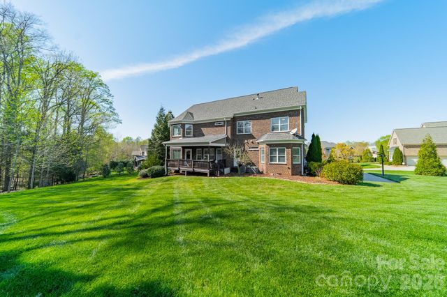 304 Tallow Tree Court, Waxhaw, NC 28173