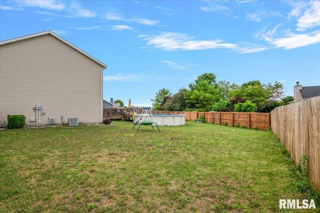 405 EAGLE RIDGE Drive, Chatham, IL 62629