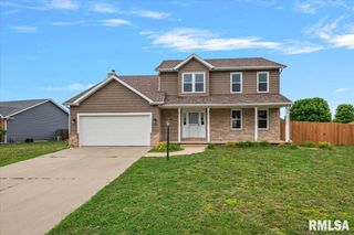 405 EAGLE RIDGE Drive, Chatham, IL 62629