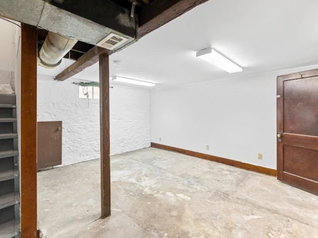 201 N Penn Ave., Salina, KS 67401