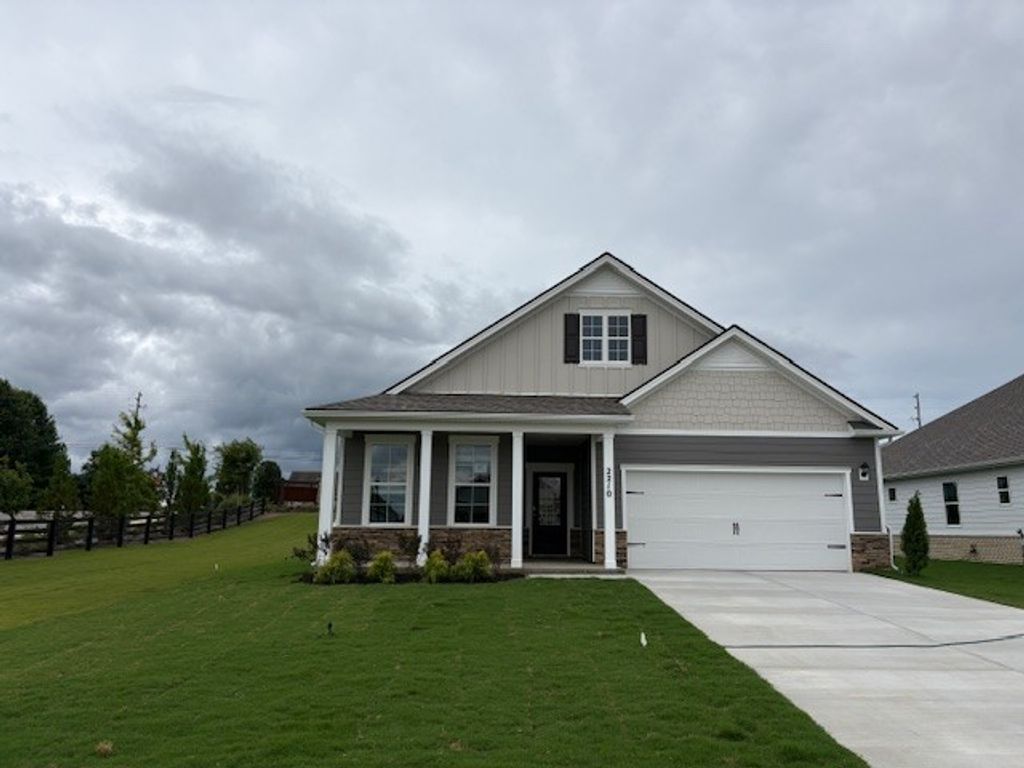 2210 Quinn Drive, White House, TN 37188