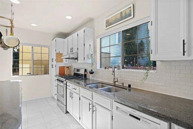 337 Temple Ave, Long Beach, CA 90814