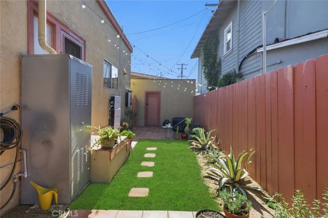 337 Temple Ave, Long Beach, CA 90814