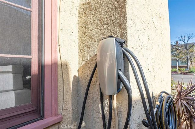 337 Temple Ave, Long Beach, CA 90814