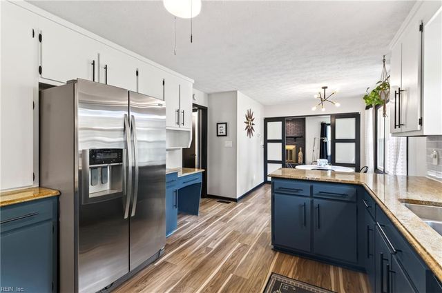 206 Admiral CT, Hampton, VA 23669