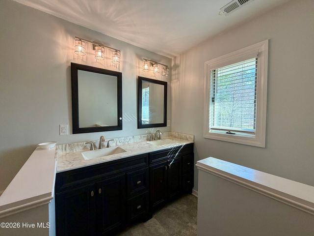 4106 Old Cherry Point Road, New Bern, NC 28560