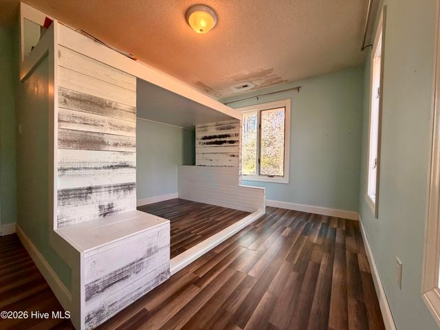 4106 Old Cherry Point Road, New Bern, NC 28560