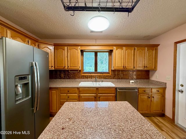 4106 Old Cherry Point Road, New Bern, NC 28560