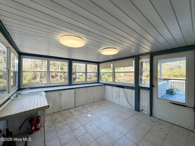 4106 Old Cherry Point Road, New Bern, NC 28560