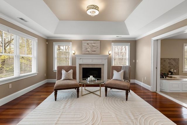 19 Douglas Road, Lexington, MA 02421