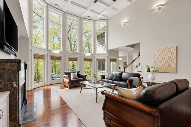 19 Douglas Road, Lexington, MA 02421