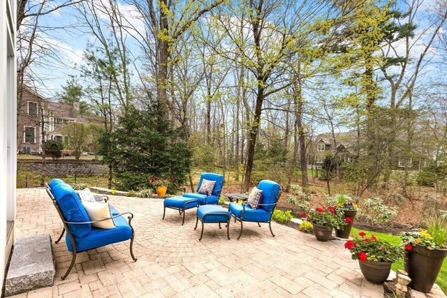 19 Douglas Road, Lexington, MA 02421