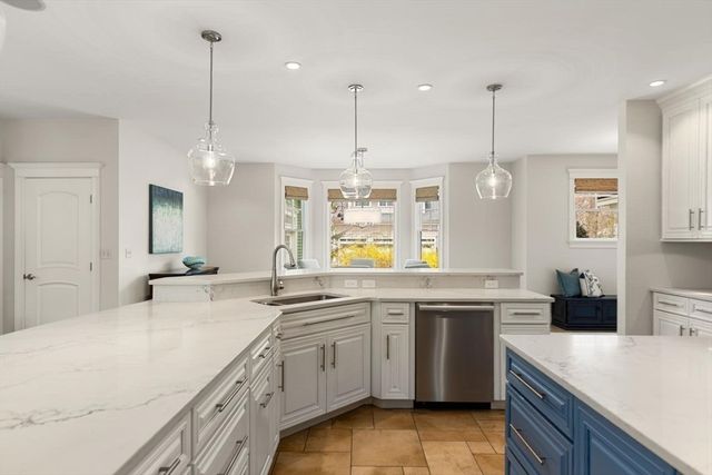 19 Douglas Road, Lexington, MA 02421