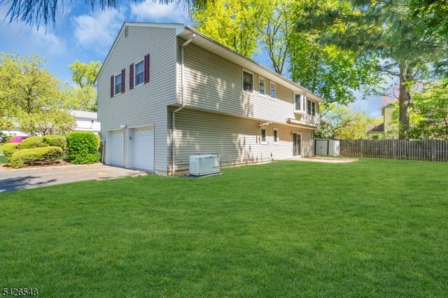 63 Ronald Terrace, Springfield Twp., NJ 07081