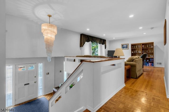 63 Ronald Terrace, Springfield Twp., NJ 07081