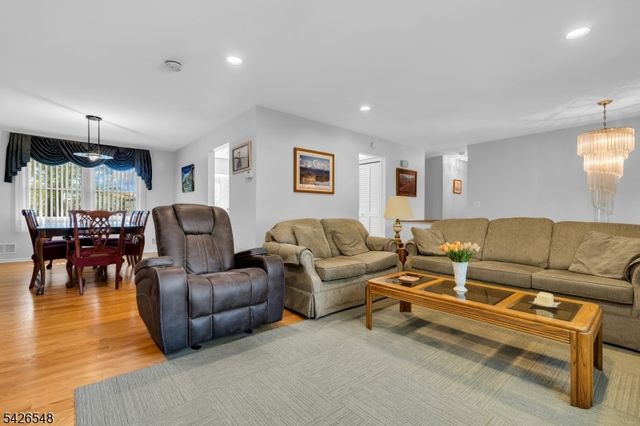 63 Ronald Terrace, Springfield Twp., NJ 07081