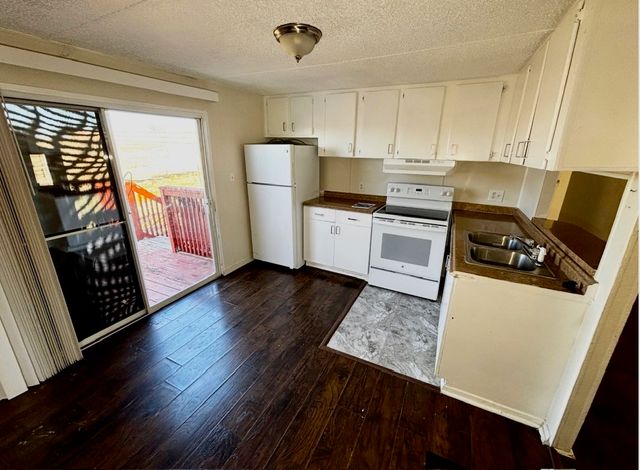 5700 Texas Street, Joshua, TX 76058