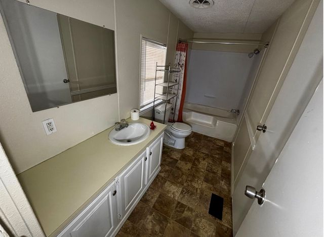 5700 Texas Street, Joshua, TX 76058