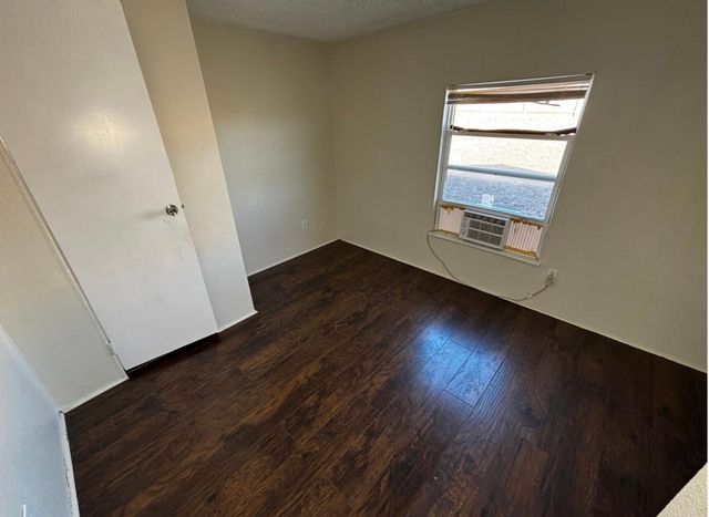 5700 Texas Street, Joshua, TX 76058