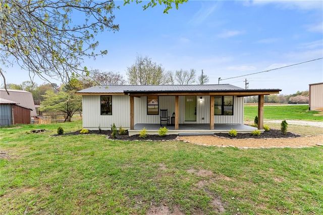 401 Wilbanks Street, Baldwin, GA 30511
