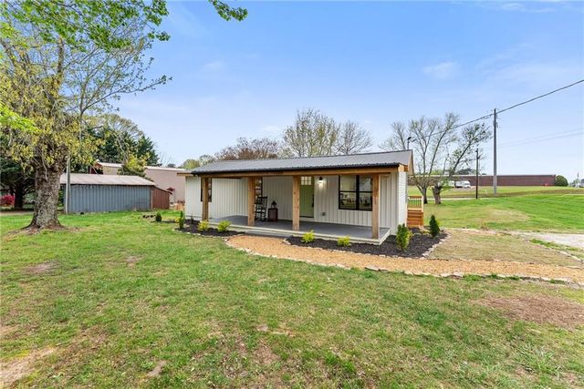 401 Wilbanks Street, Baldwin, GA 30511