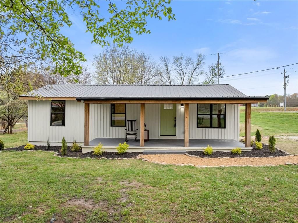 401 Wilbanks Street, Baldwin, GA 30511