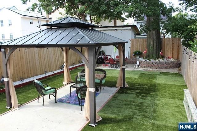 966 24th Street, Paterson, NJ 07513