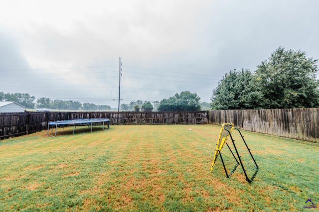 236 Amelia Drive, Byron, GA 31008