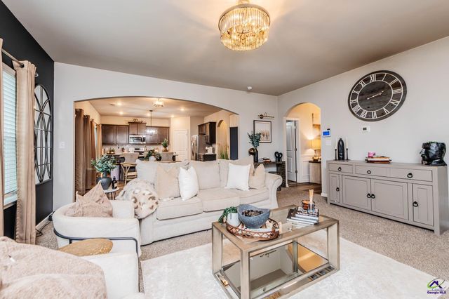 236 Amelia Drive, Byron, GA 31008