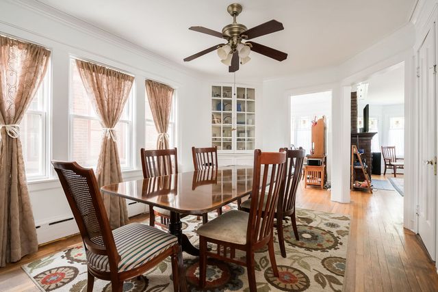 1122 N Ridgeland Avenue, Oak Park, IL 60302