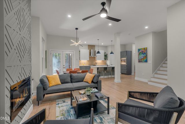 3100 Mel Oaks Trail, Chapel Hill, NC 27516