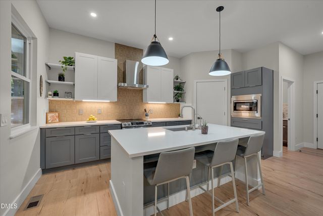 3100 Mel Oaks Trail, Chapel Hill, NC 27516