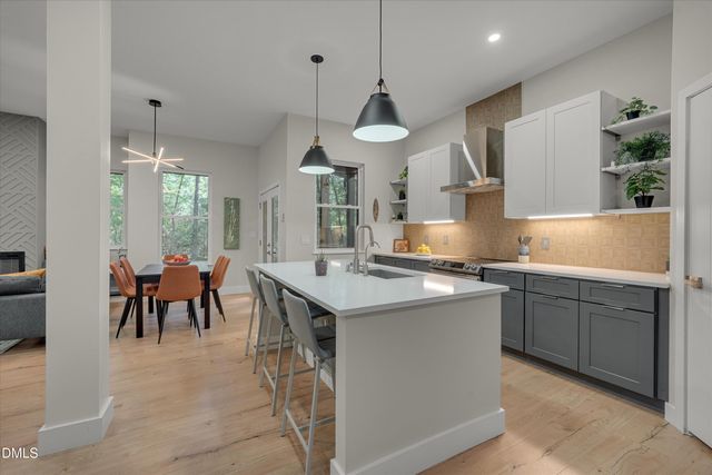 3100 Mel Oaks Trail, Chapel Hill, NC 27516