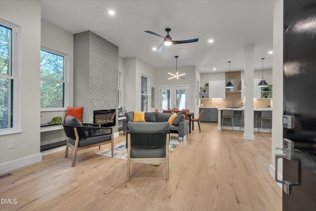 3100 Mel Oaks Trail, Chapel Hill, NC 27516