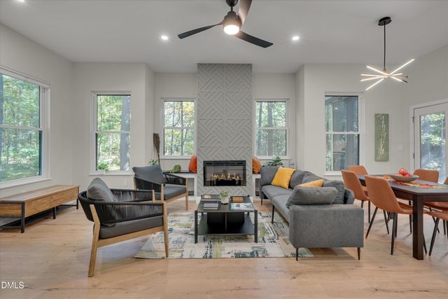 3100 Mel Oaks Trail, Chapel Hill, NC 27516