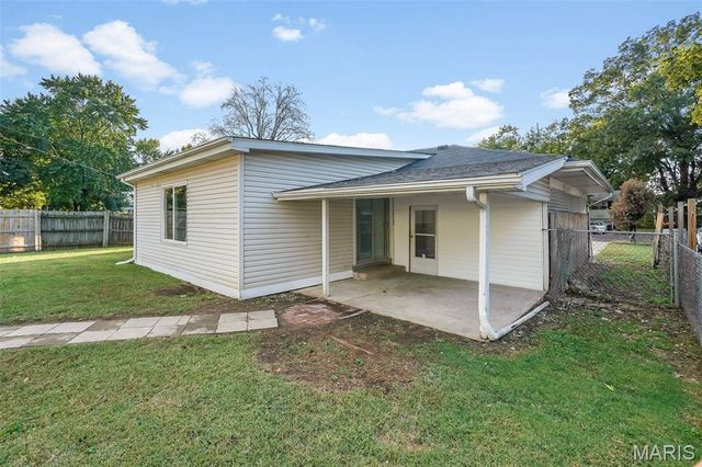 839 Amherst Drive, East Alton, IL 62024