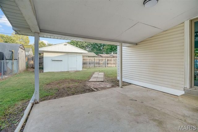 839 Amherst Drive, East Alton, IL 62024