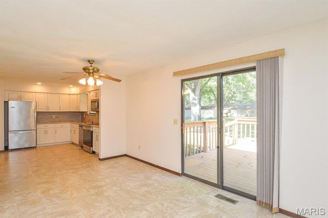 7 Lakeview, Freeburg, IL 62243