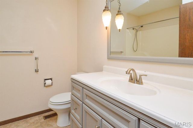 7 Lakeview, Freeburg, IL 62243