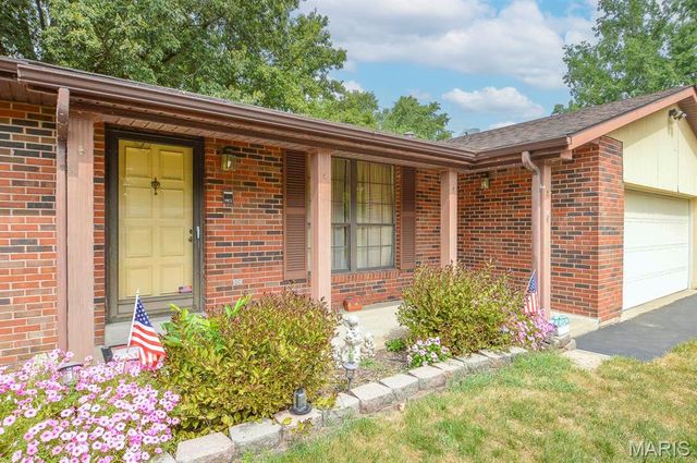 7 Lakeview, Freeburg, IL 62243