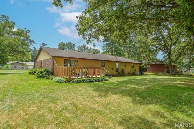 7 Lakeview, Freeburg, IL 62243