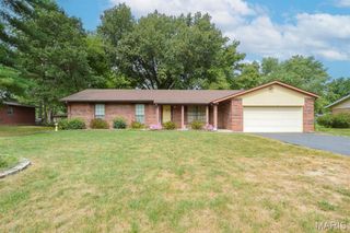 7 Lakeview, Freeburg, IL 62243